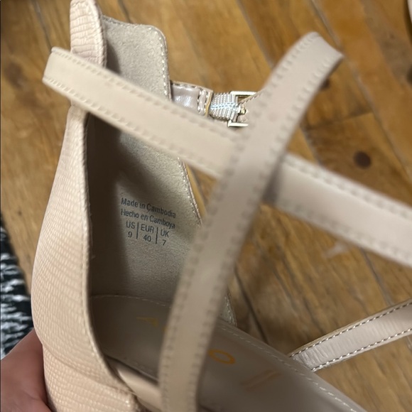 Aldo Cream Elegant Heels with Ankle Straps Size 9 - Picture 7 of 7